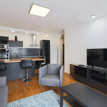 2 Eiffel Tower شقة باريس