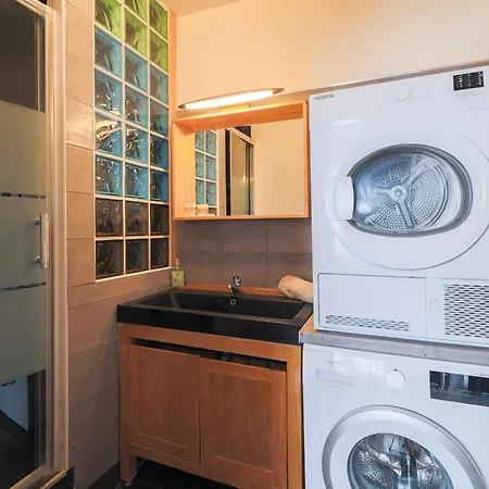 2 Eiffel Tower شقة باريس