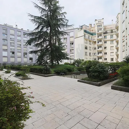 아파트 2 Eiffel Tower *